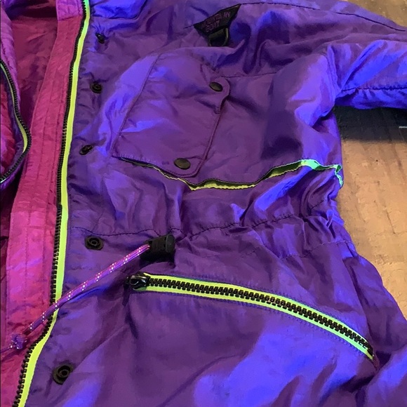 Mountain Goat purple ski jacket - Picture 5 of 5